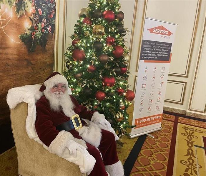 SERVPRO of North Vancouver Sponsored for Santa picture booth